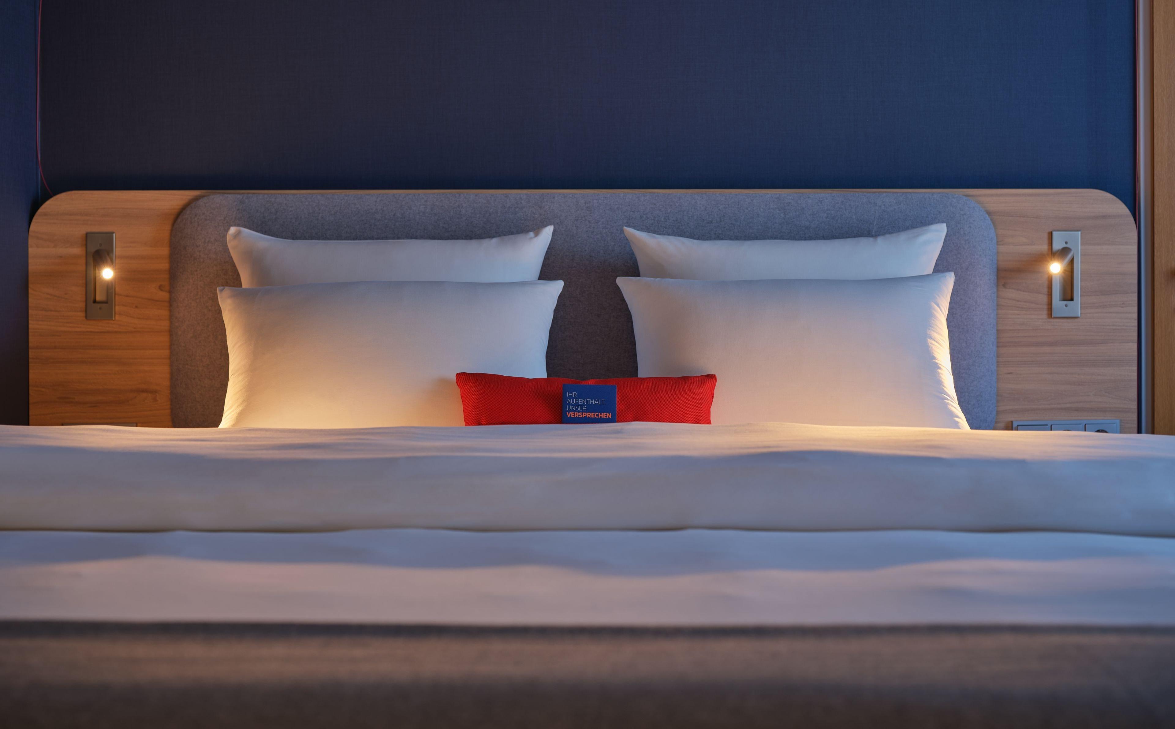 Hotel Express Centre By Ihg