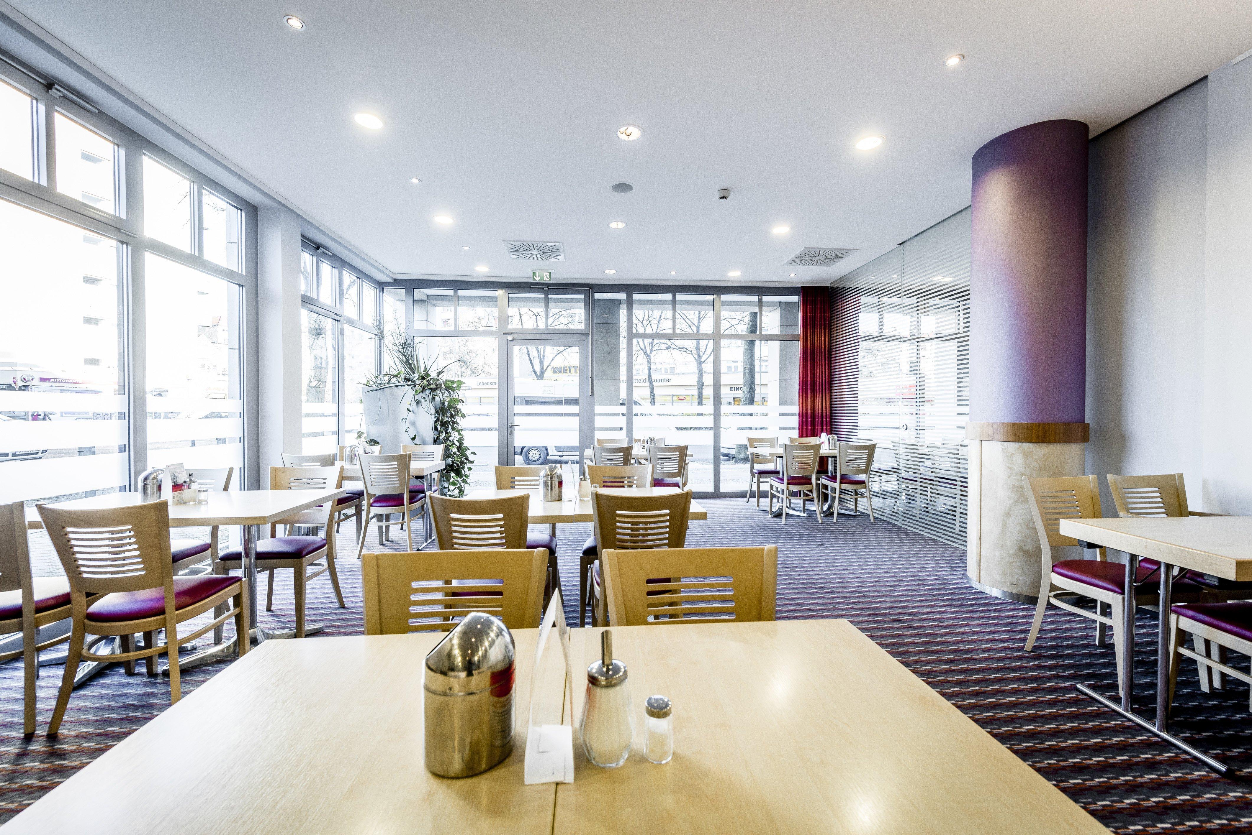 Express Centre By Ihg 3*