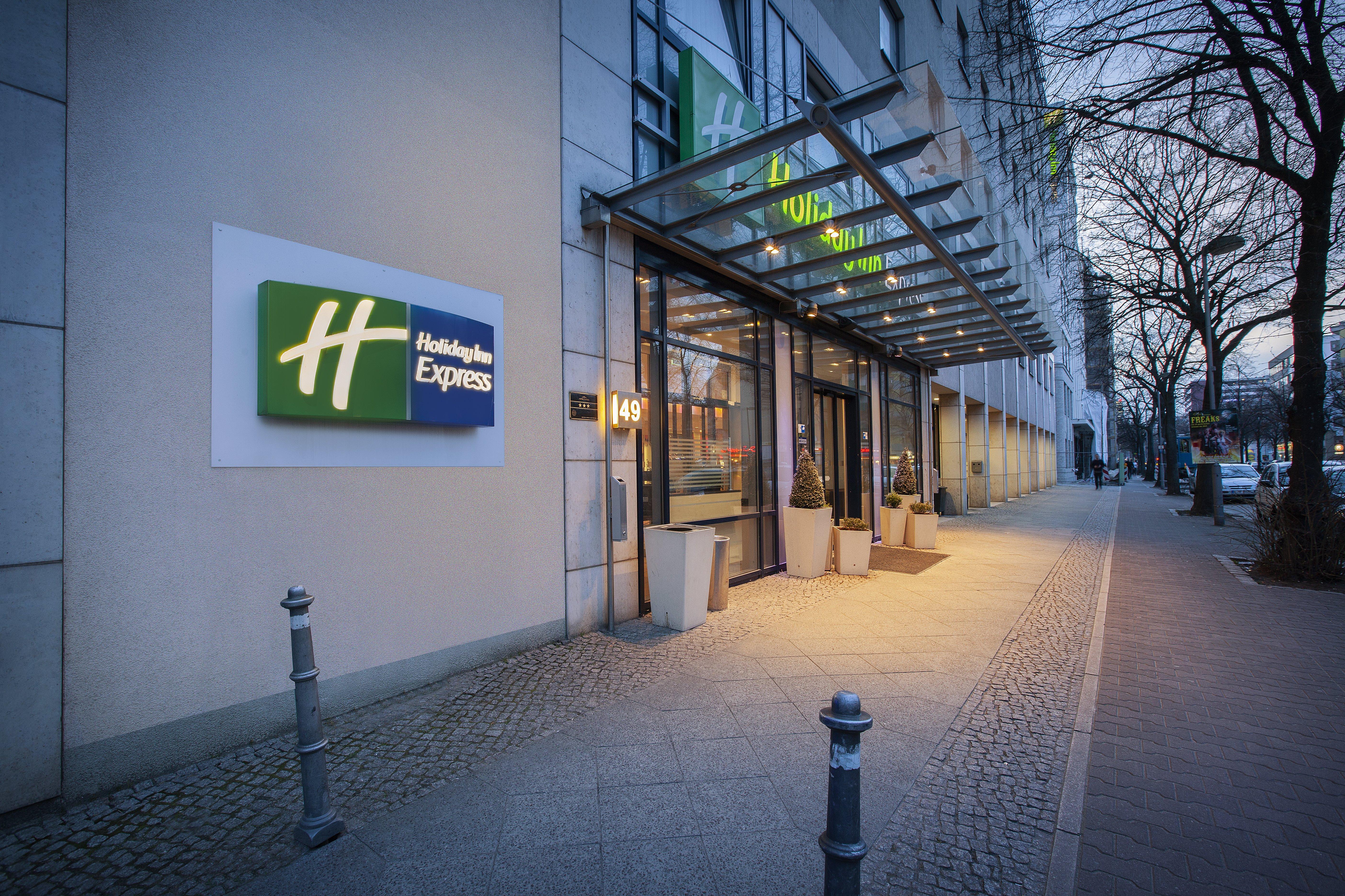 Express Centre By Ihg Hotel