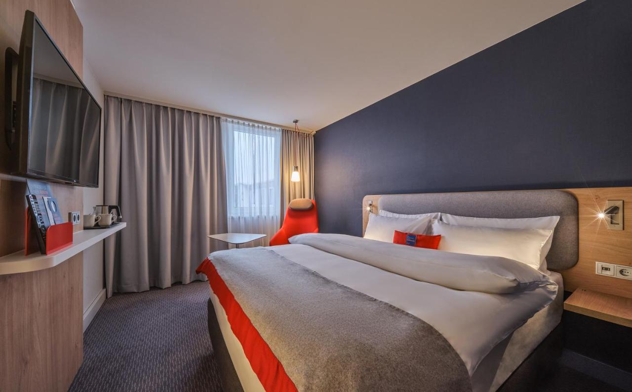 Express Centre By Ihg