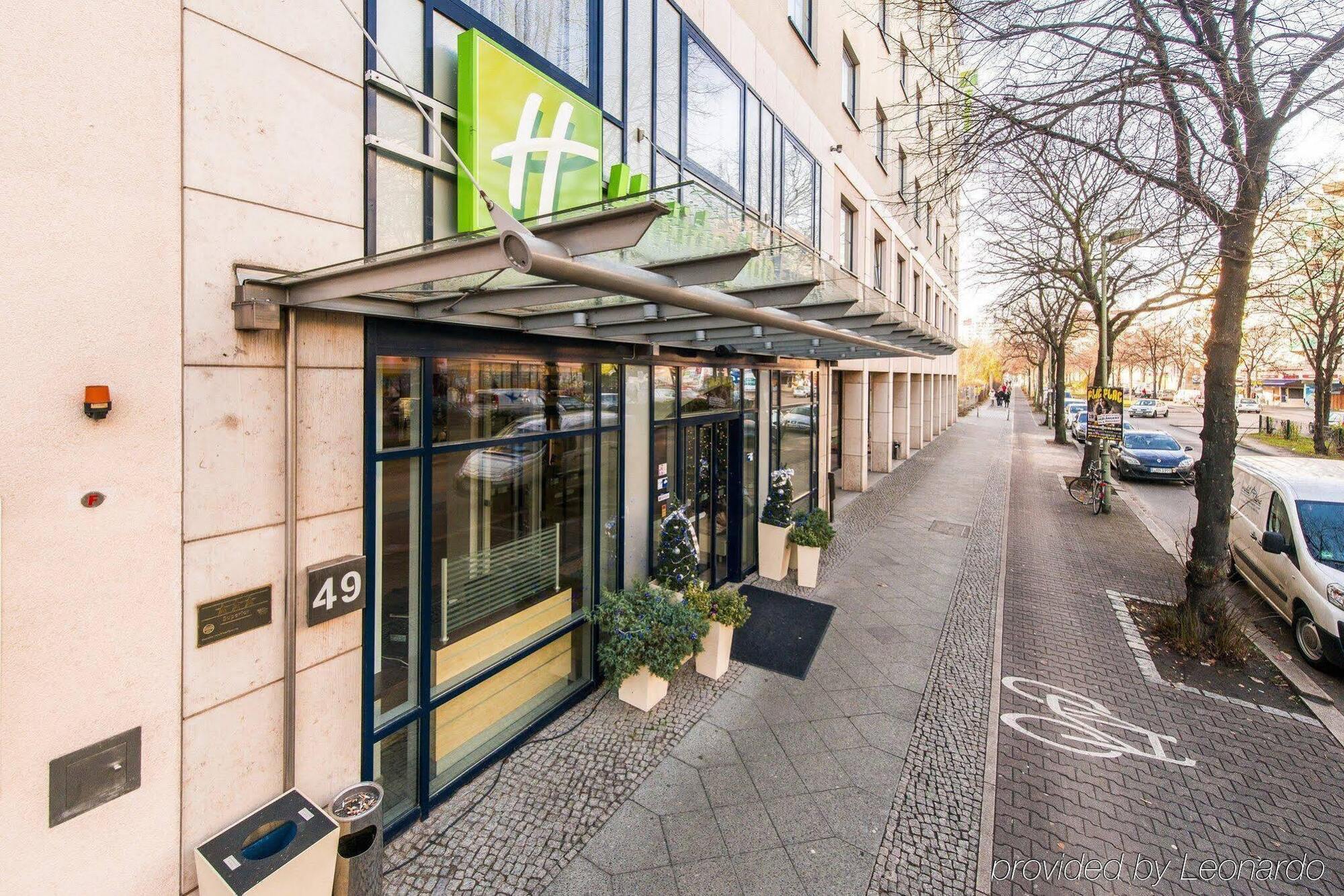 Express Centre By Ihg Hotel 3*